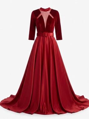 Hollywood Starlet goes to the Ball. Beautiful. Just too small for me.